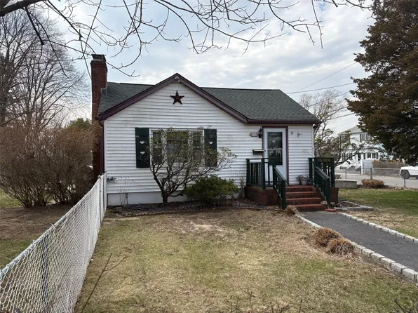 232 Belmont Avenue, West Babylon, NY 11704