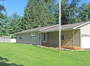 9850 Woodlawn Dr, Portage, MI 49002