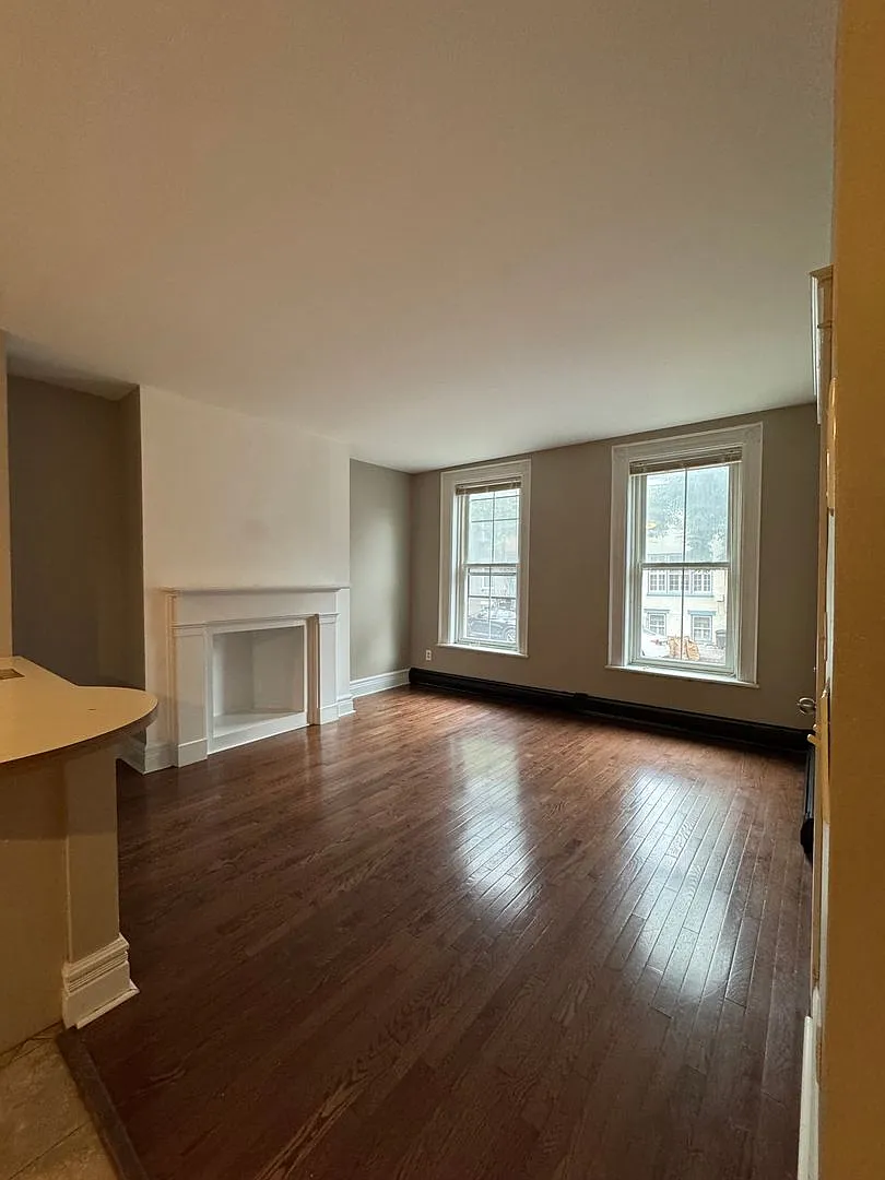 308 Hudson Avenue — Photo 2