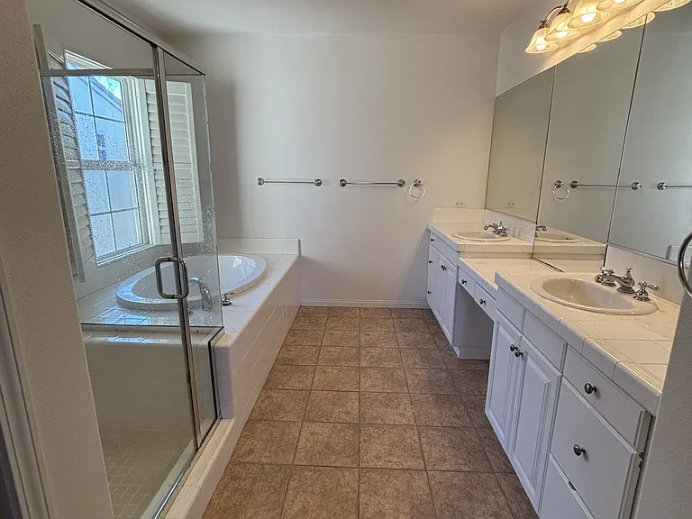 master full bath with shower and tub