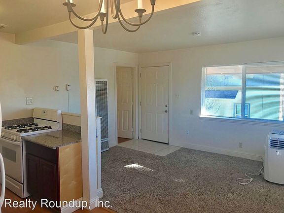 4th image of 3309 1st Ave #5