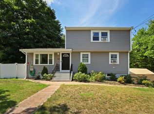 1850 Turnpike St, Stoughton, MA 02072