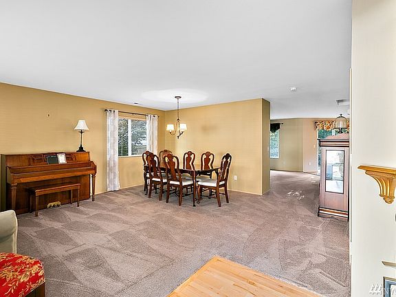 2nd image of 13706 116th Avenue Ct E