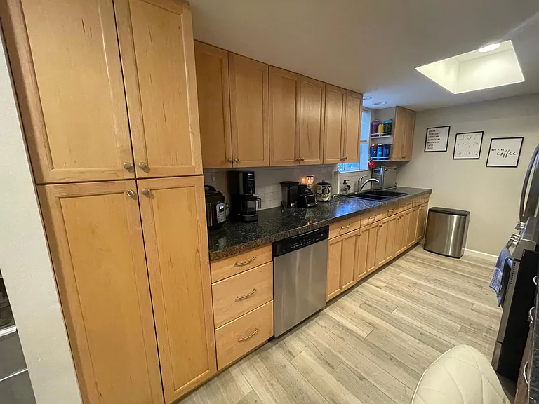 4615 N 22nd St #103 — Photo 8