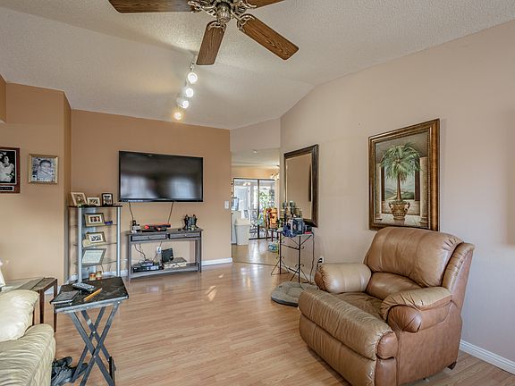 5th image of 9504 Brayfield Ct
