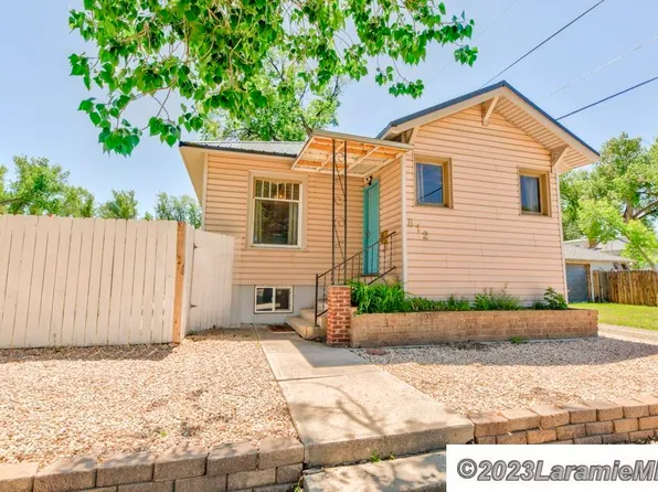 612 E Bradley St, Laramie, WY 82072