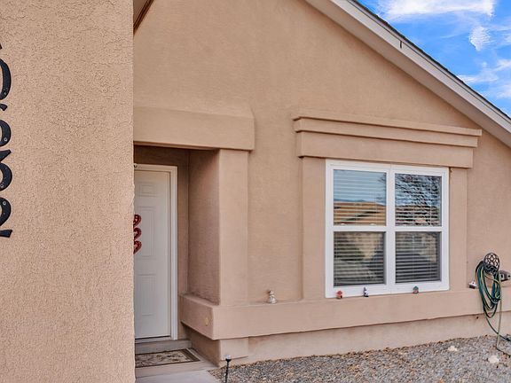4th image of 10632 Arabella Dr NW