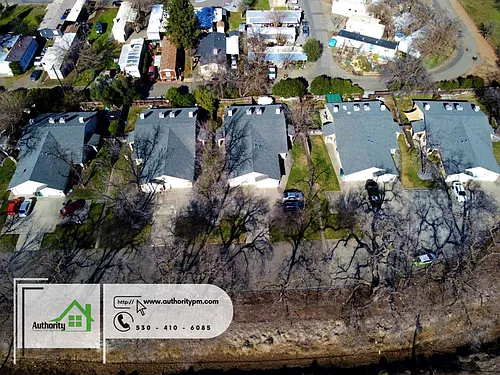 3769 Main St Photo 1
