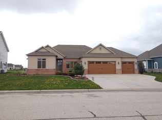 2331 Settlement Trl, Racine, WI 53406