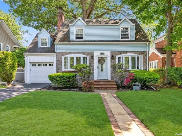 37 Wilson, Freeport, NY 11520