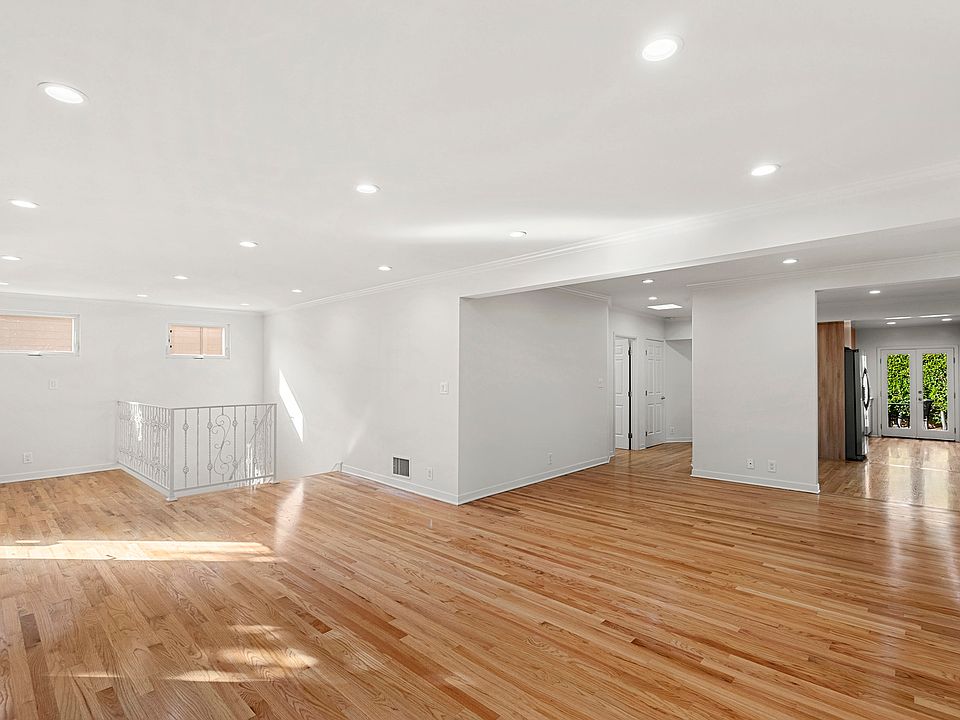 1st image of 8818 Harratt St