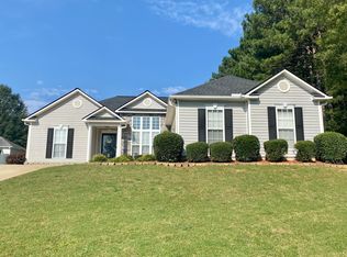 105 Deer Creek Dr, Lagrange, GA 30240