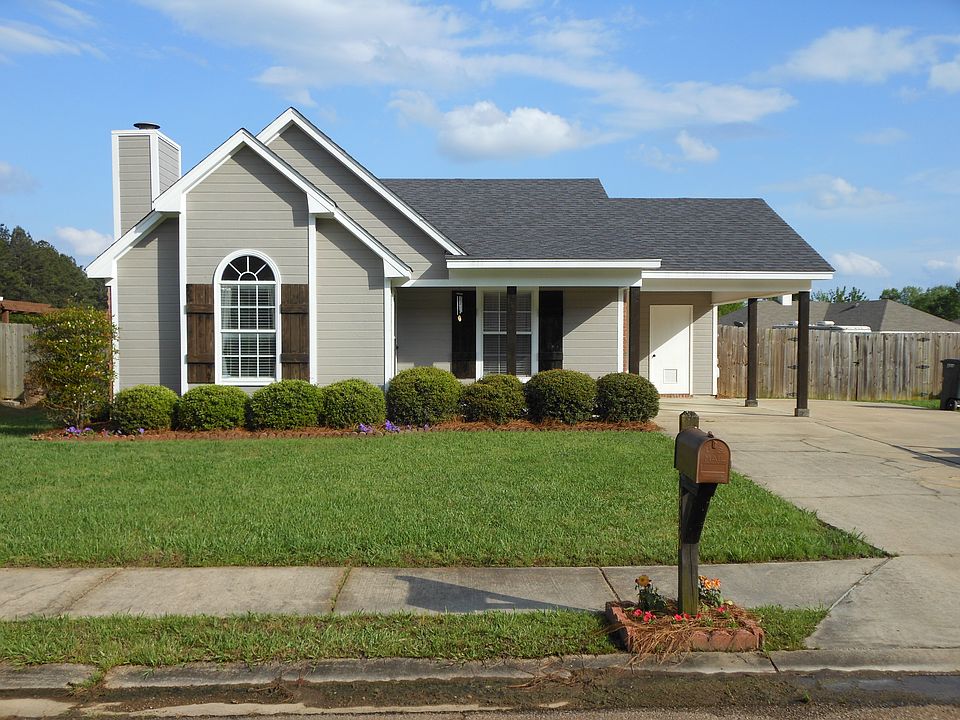 486 Mockingbird Circle