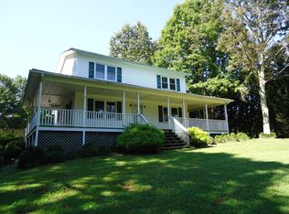 51 Ridgeway Dr, Taylorsville, NC 28681