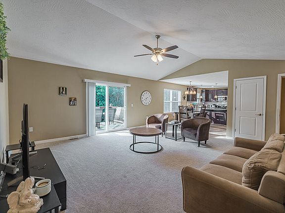 5th image of 467 Emory Creek Boulevard