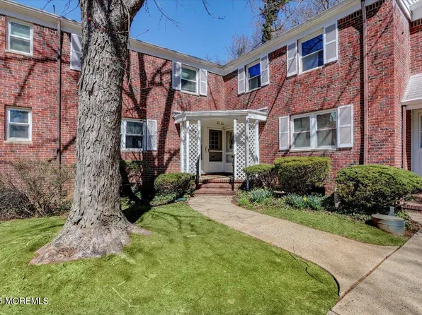 94 Manor Drive, Red Bank, NJ 07701