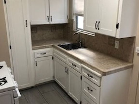 3rd image of 5237 E Ocean Blvd APT 6