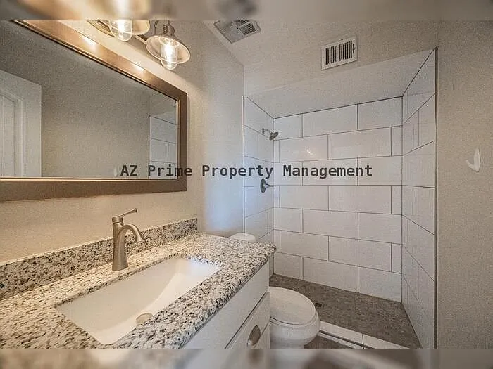 5849 S College Ave — Photo 16
