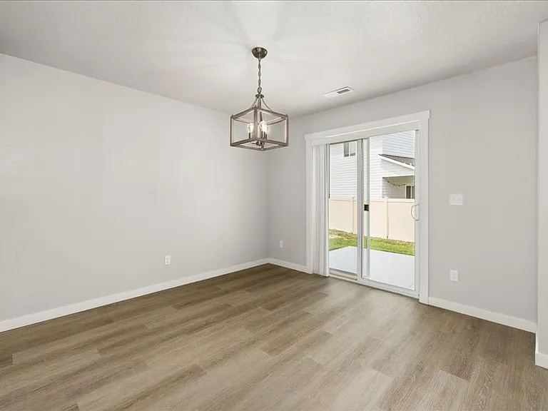 5032 W White Birch St — Photo 11