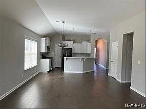 4th image of 9296 Crescent Lodge Cir