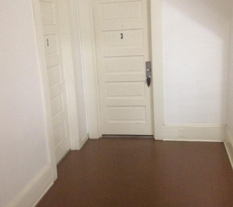 pass security door, looking at apartments