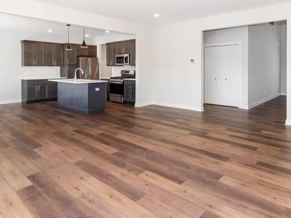 1584 Sheffield Ave, Dyer, IN 46311