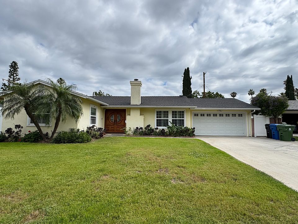 1st image of 22936 Gault St
