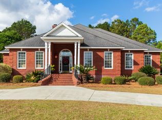 1139 N Lakeshore Dr, Valdosta, GA 31605
