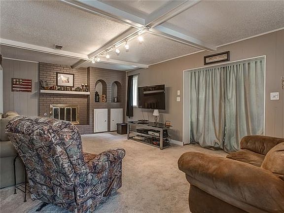 5th image of 6120 Wales Ct