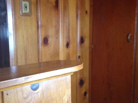 2nd image of 457 N Hazelwood Ave