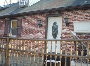 208 Swamp Creek Rd, Schwenksville, PA 19473