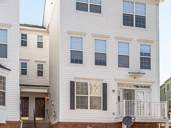 3rd image of 13510 Davinci Ln #63