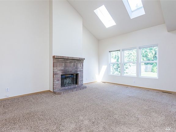 2nd image of 2717 99th Ave NE #A