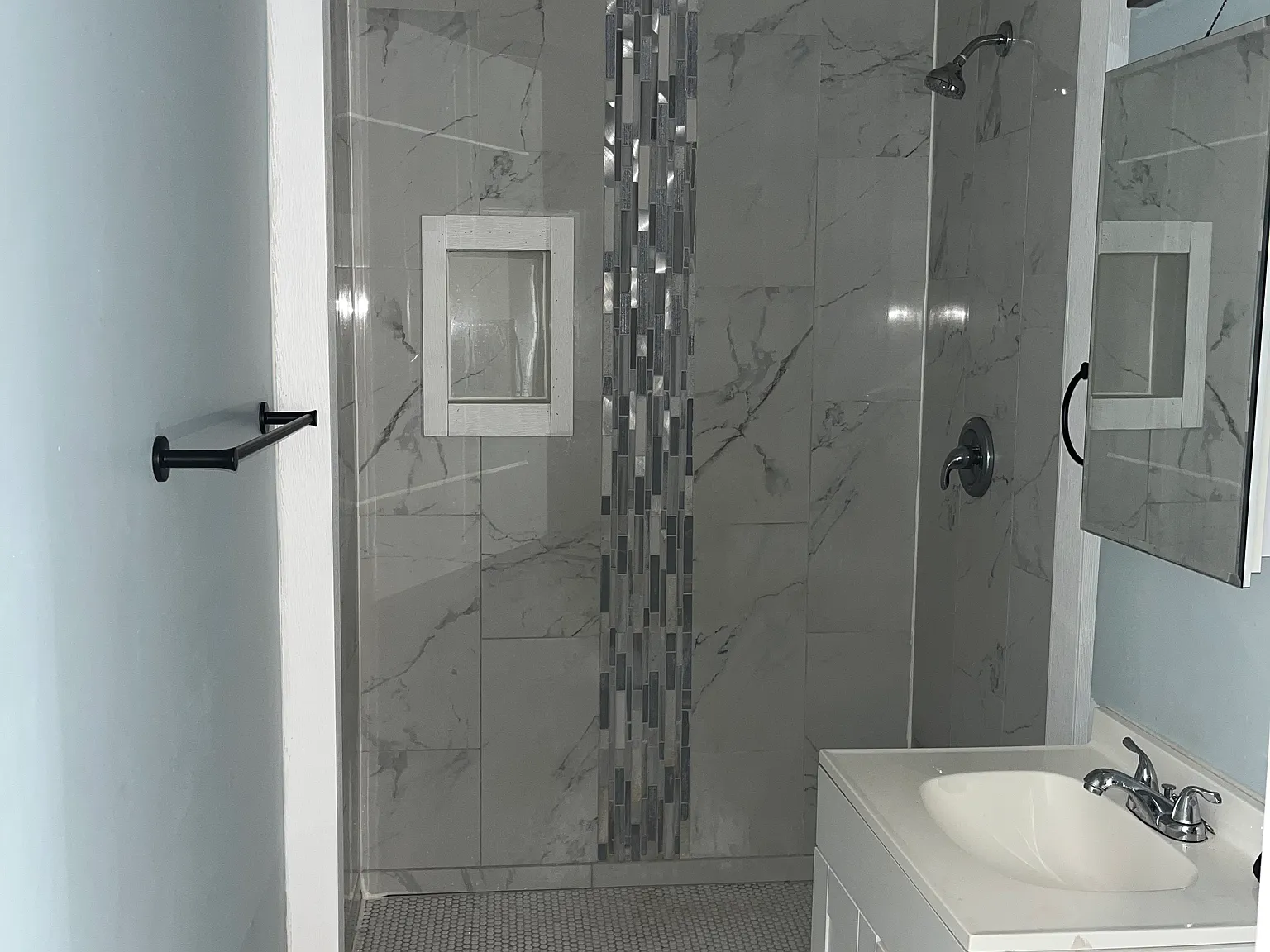 905 Nichols St — Photo 3