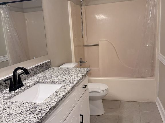 5th image of 1 Virginia St