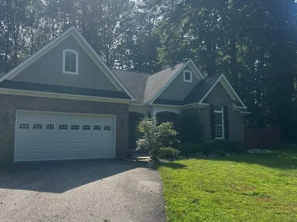 7235 Token Valley Rd, Manassas, VA 20112