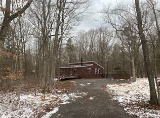5 Berry Ln, Jim Thorpe, PA 18229