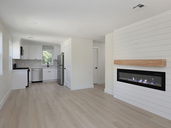 Kitchen and Living