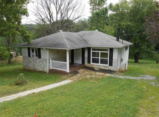 650 Moore Rd, Washington, PA 15301