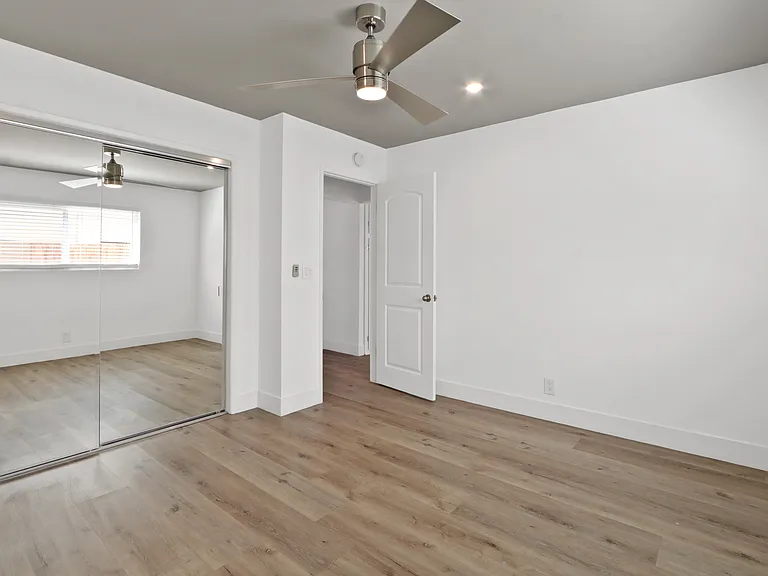 Rightside Bedroom