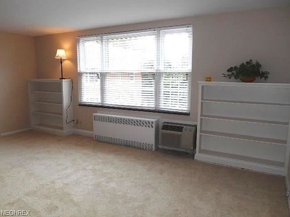 3rd image of 19101 Van Aken Blvd APT 529