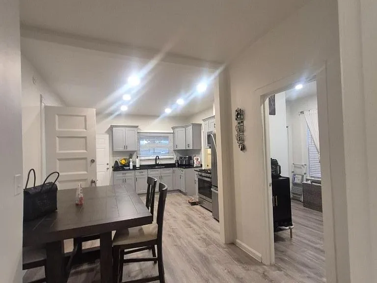 124 Park Pl #126 — Photo 3