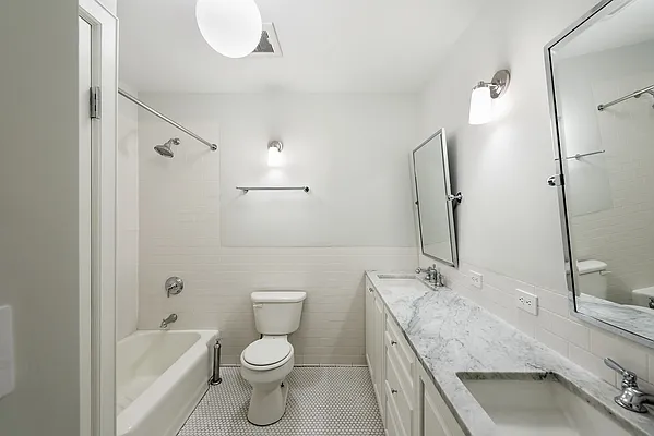 Sold by Nest Seekers International | media 33