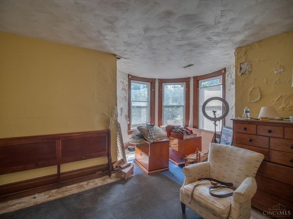 cincinnati-ohio-439767867 picture