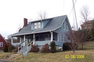 1st image of 1125 4th St