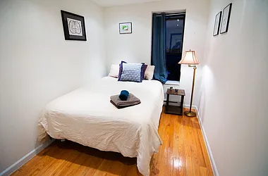 Rented by R New York