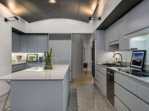 4th image of 680 N Lake Shore Dr APT 1504