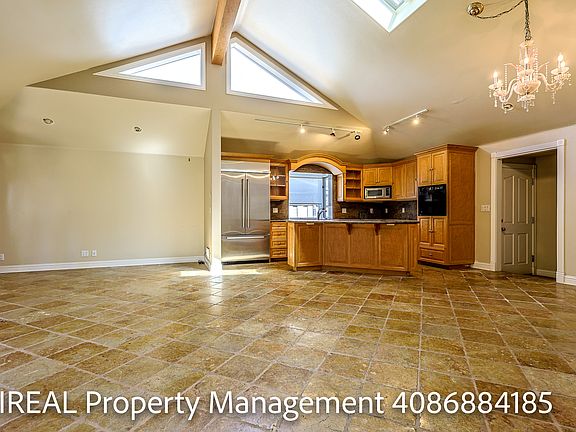 2nd image of 722 Bantry Ct