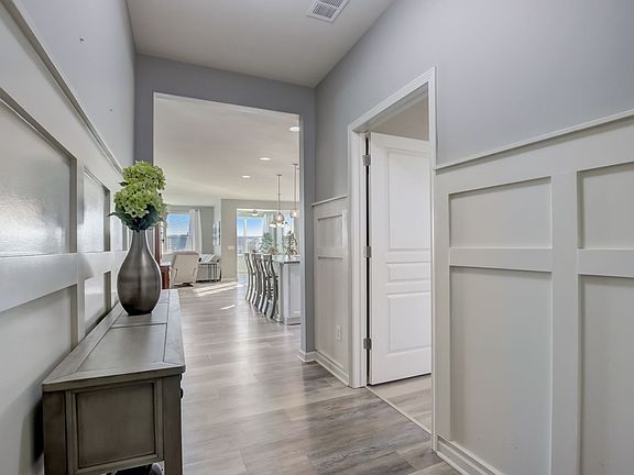 4th image of 573 Harstad Blvd