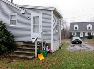 12 Barberry Ln, Portsmouth, NH 03801